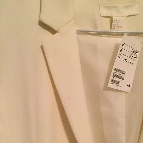 H&M Cream-Colored Blazer - Picture 4 of 5